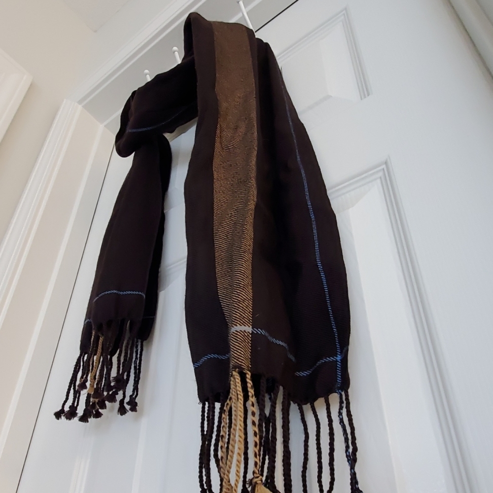 Scarf - Picture 3 of 6